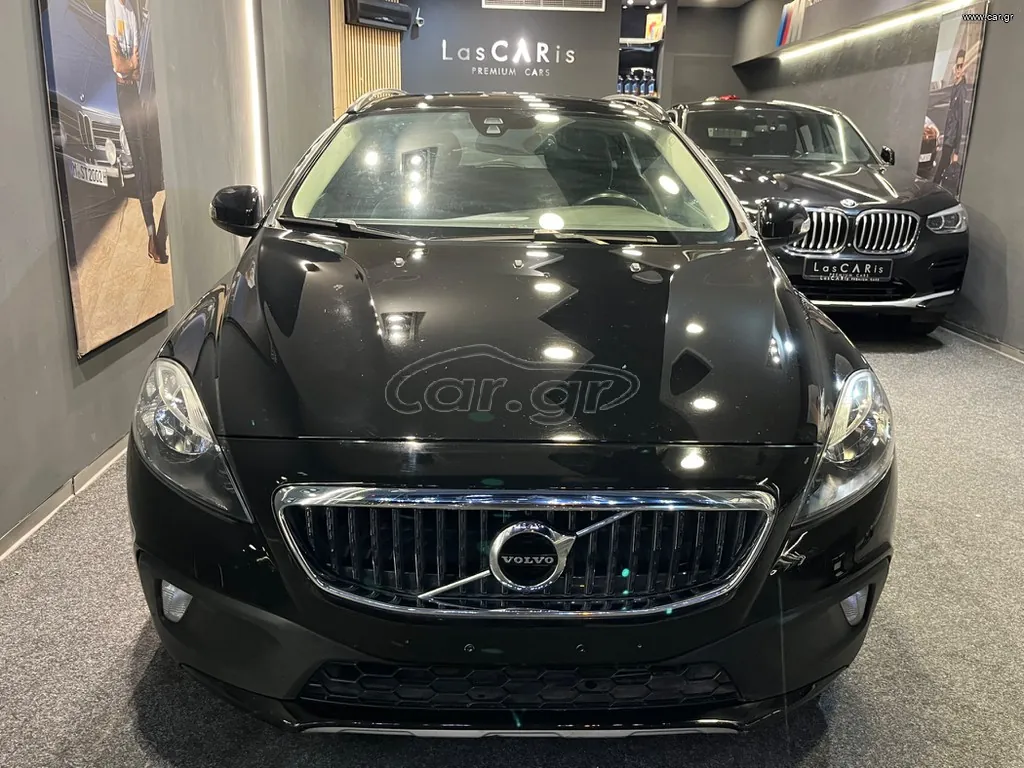 Μεταχειρισμένο VOLVO V40 CROSS COUNTRY 2019 - φωτογραφία 8 - LasCARis Premium Cars Θεσσαλονίκη